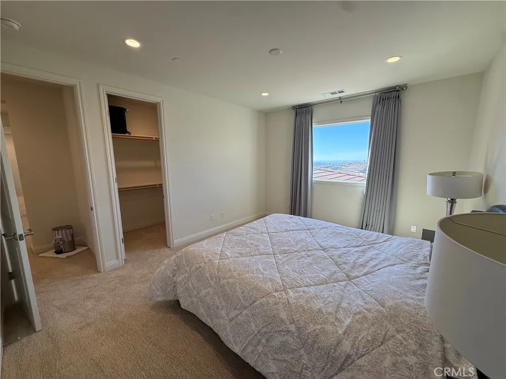 5362 Heritage Oak Lake Forest, CA 92679