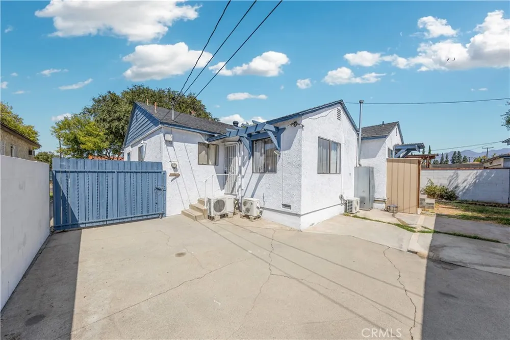 1140 S El Molino Street Alhambra, CA 91801