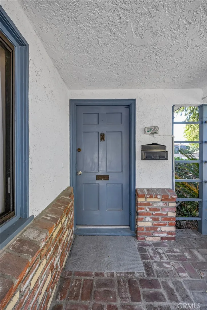1140 S El Molino Street Alhambra, CA 91801