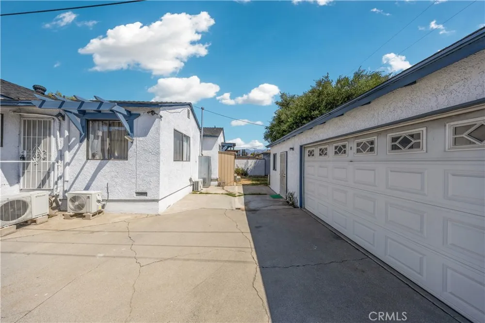 1140 S El Molino Street Alhambra, CA 91801