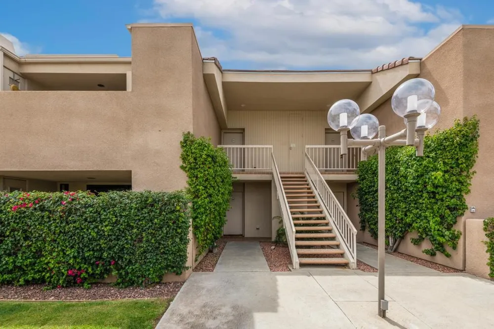 222 Calle El Segundo #561 Palm Springs, CA 92262