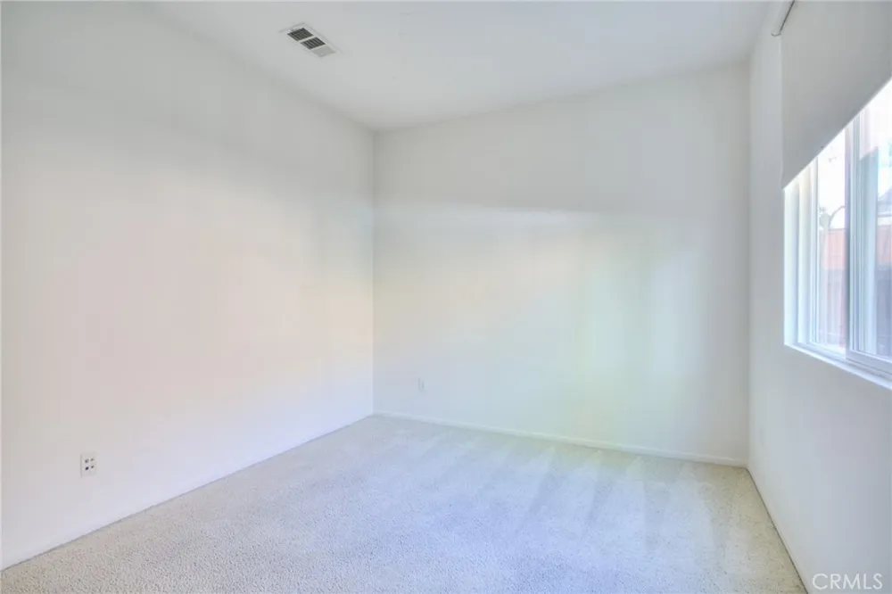 3879 Bella Villagio Perris, CA 92571