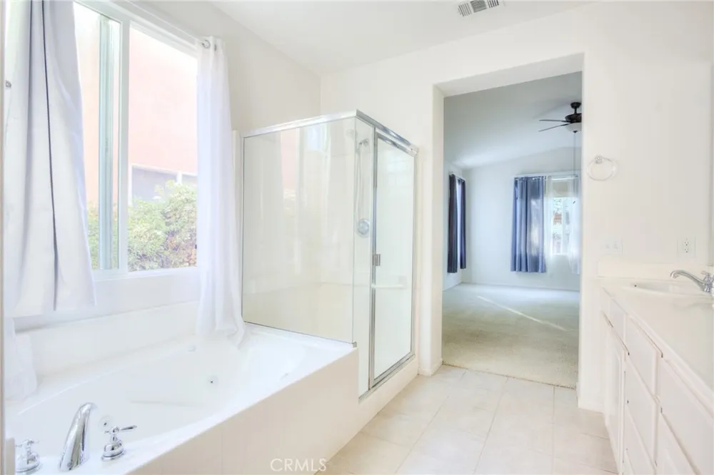 3879 Bella Villagio Perris, CA 92571