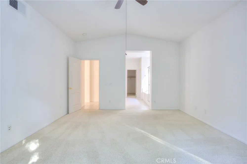 3879 Bella Villagio Perris, CA 92571