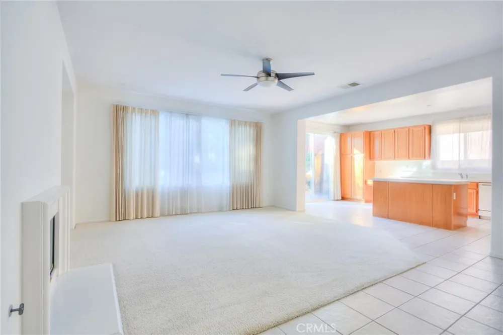 3879 Bella Villagio Perris, CA 92571