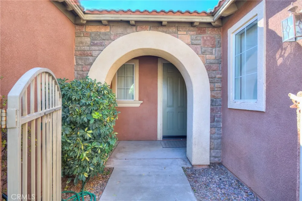 3879 Bella Villagio Perris, CA 92571