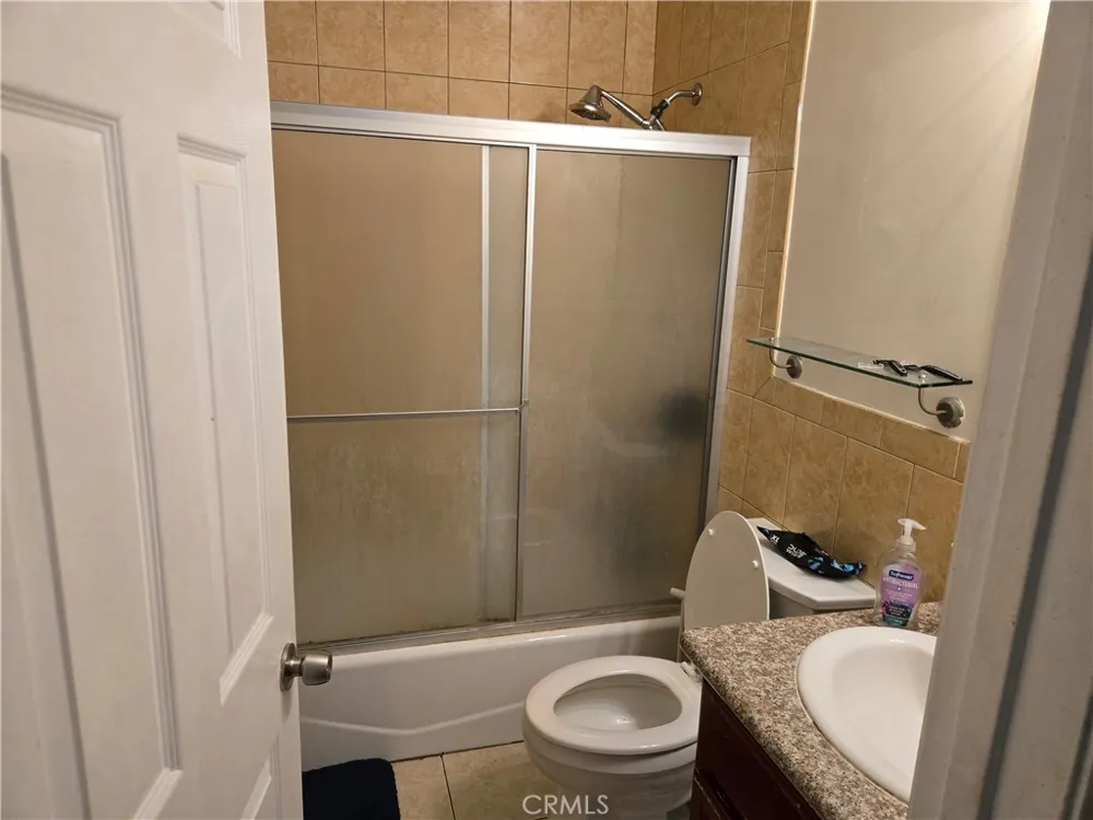 451 Vidalia La Puente, CA 91744