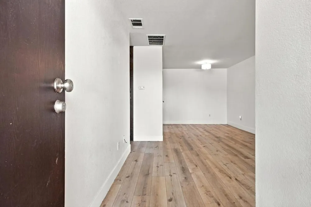 2810 Arcadia Court #A-115 Palm Springs, CA 92262
