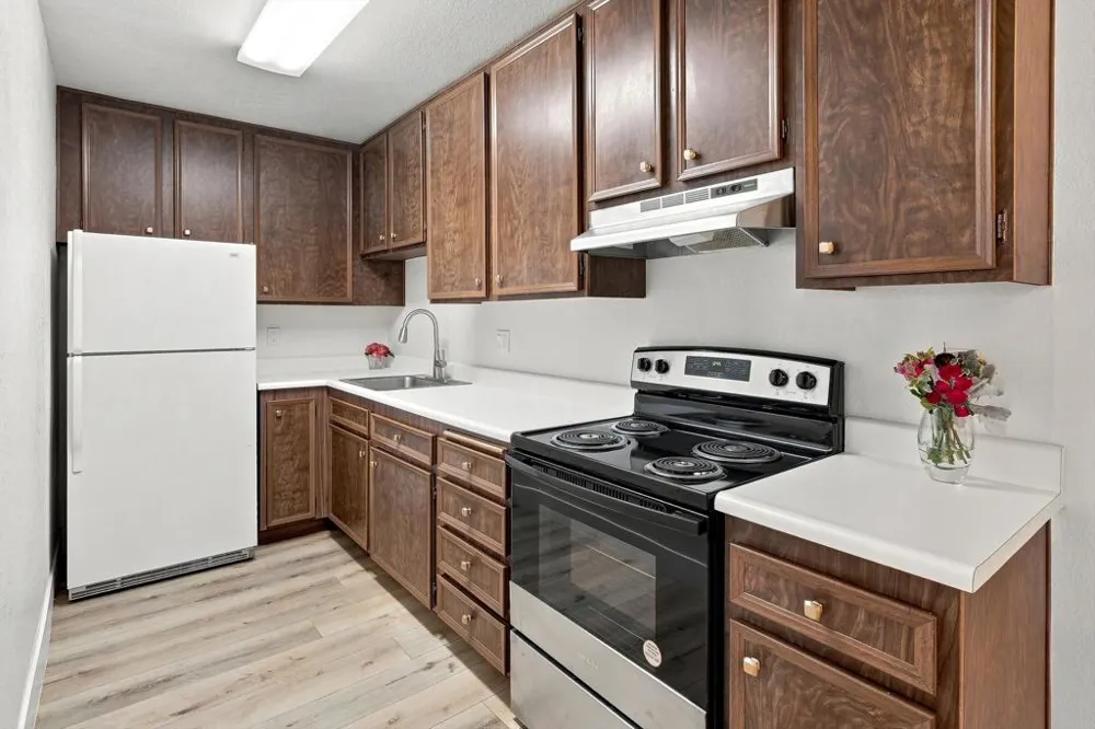 2810 Arcadia Court #A-115 Palm Springs, CA 92262