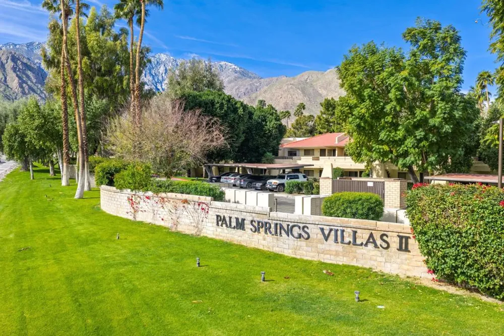 2810 Arcadia Court #A-115 Palm Springs, CA 92262