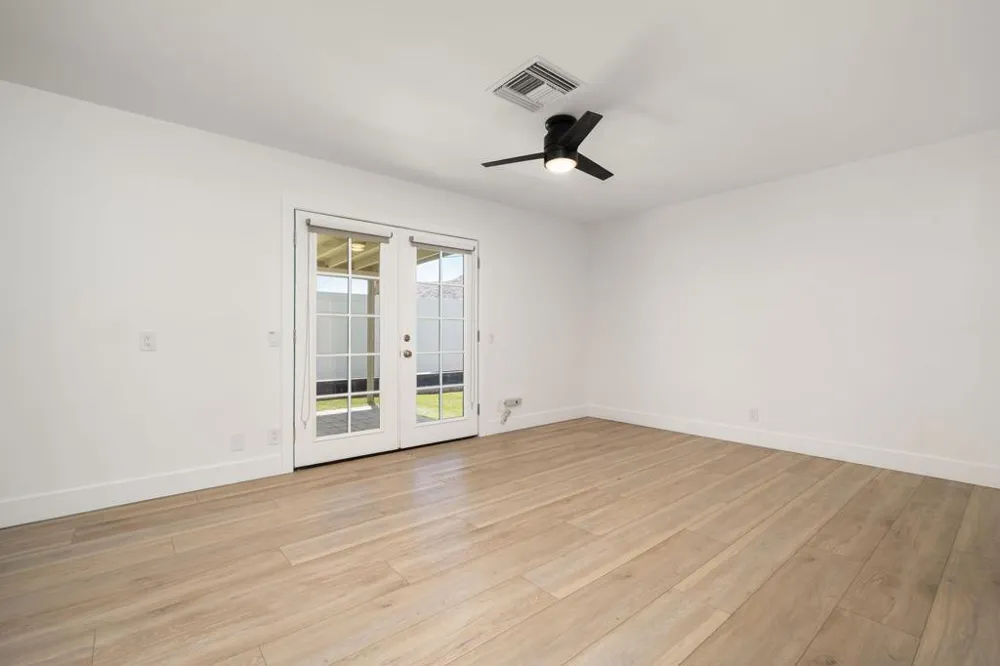 38700 Paradise Way Cathedral City, CA 92234