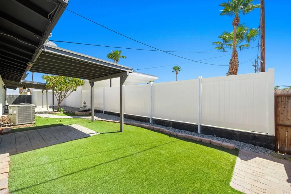 38700 Paradise Way Cathedral City, CA 92234