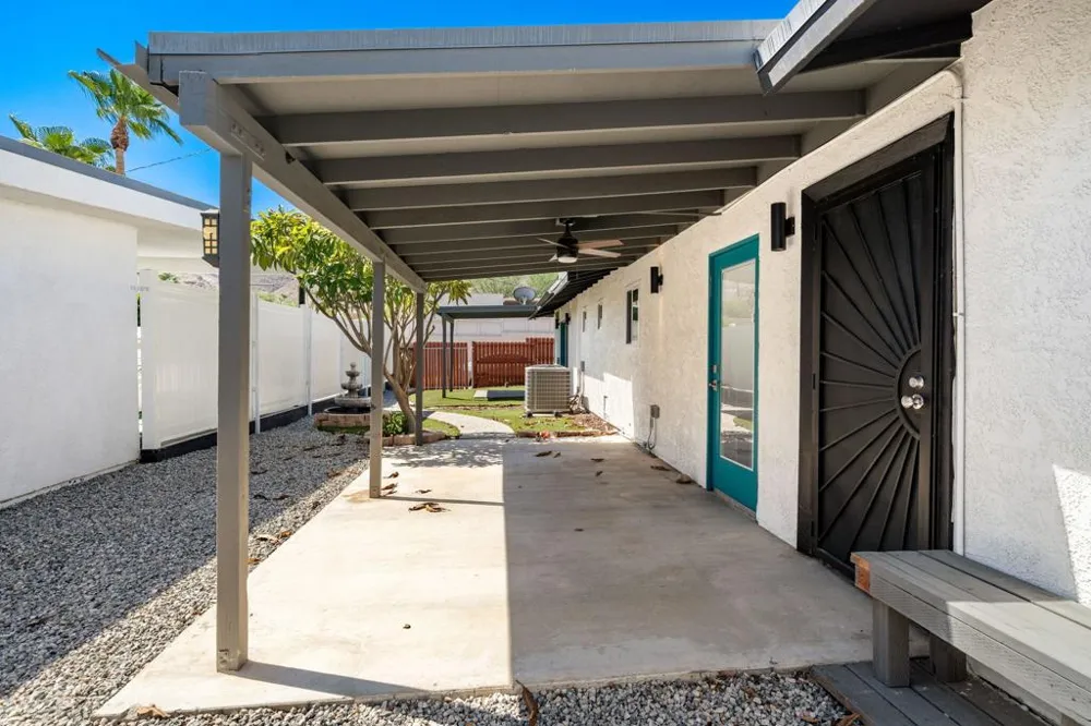 38700 Paradise Way Cathedral City, CA 92234