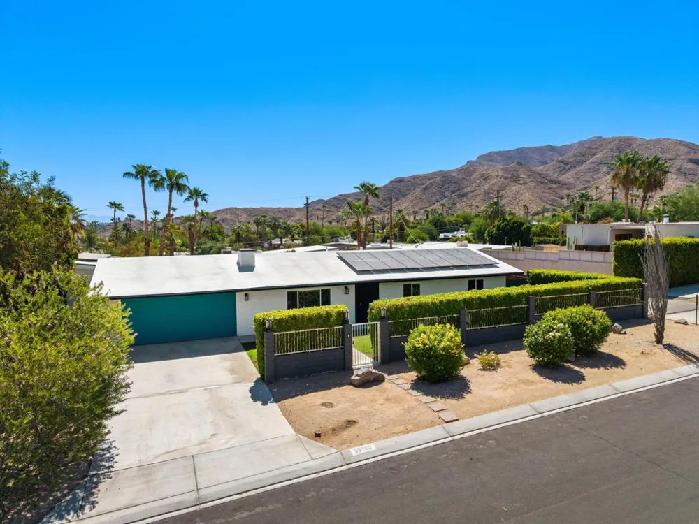 38700 Paradise Way Cathedral City, CA 92234