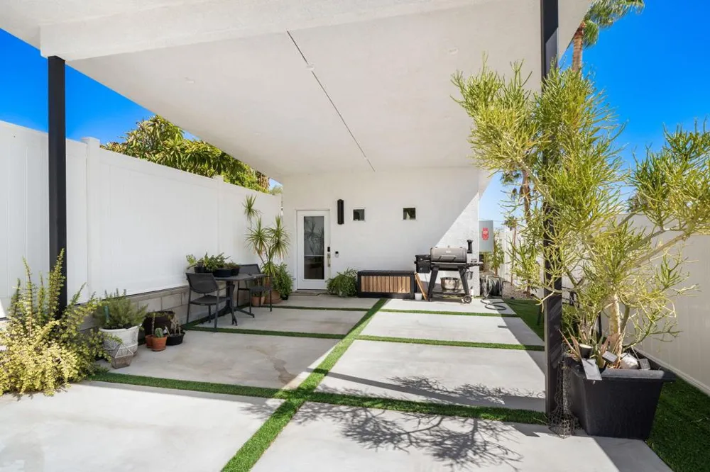 38700 Paradise Way Cathedral City, CA 92234