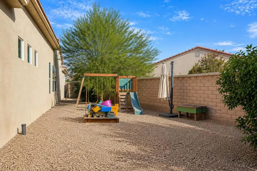 90 Clavel Court Palm Desert, CA 92260