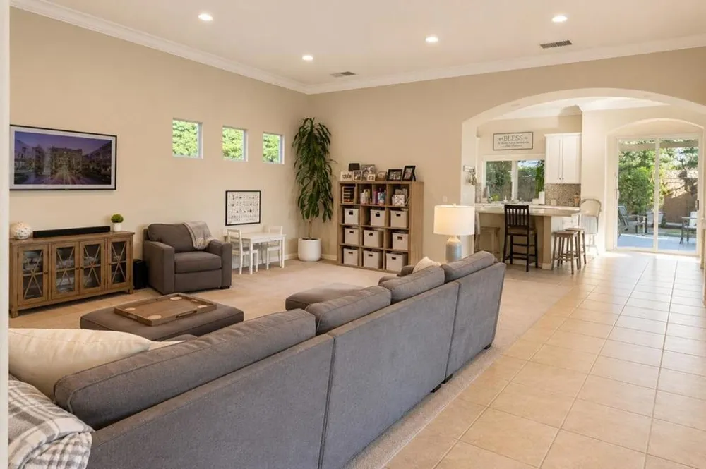 90 Clavel Court Palm Desert, CA 92260