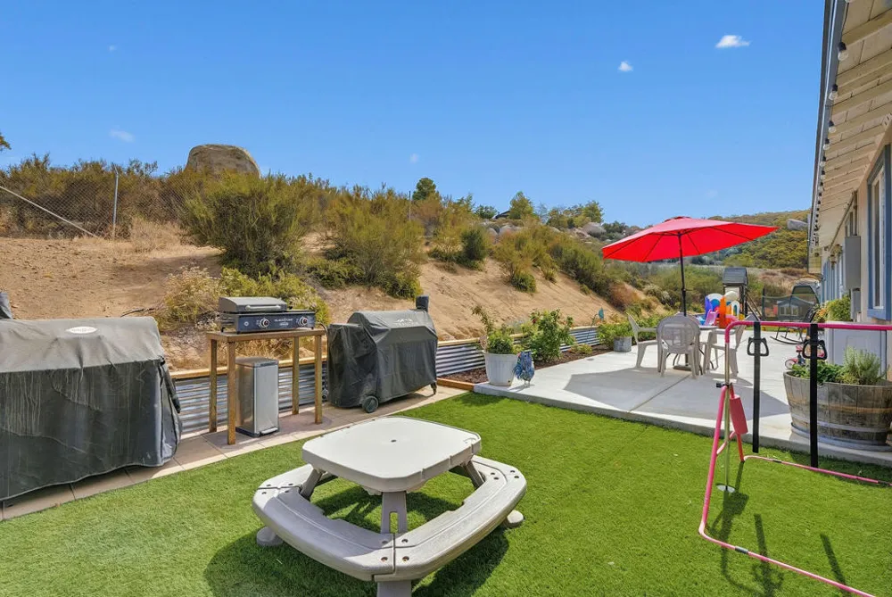 42030 Wildwood Lane Aguanga, CA 92536