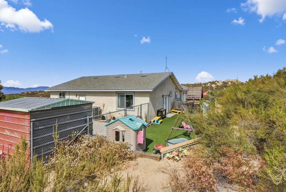 42030 Wildwood Lane Aguanga, CA 92536
