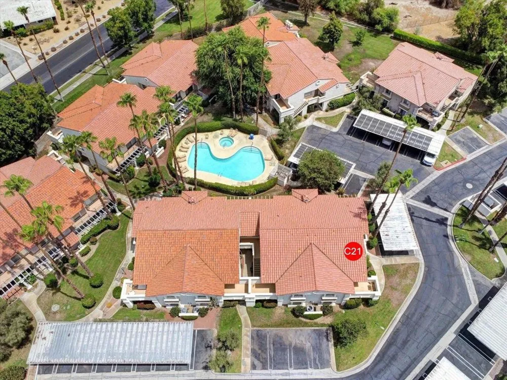 2001 E Camino Parocela #C21 Palm Springs, CA 92264