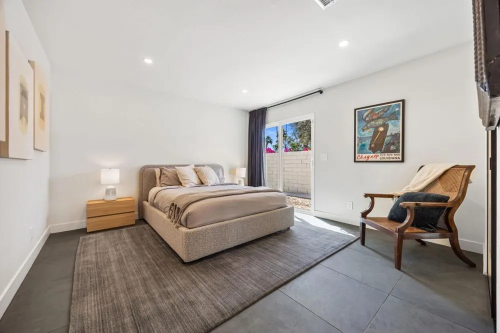 2063 S Broadmoor Drive Palm Springs, CA 92264