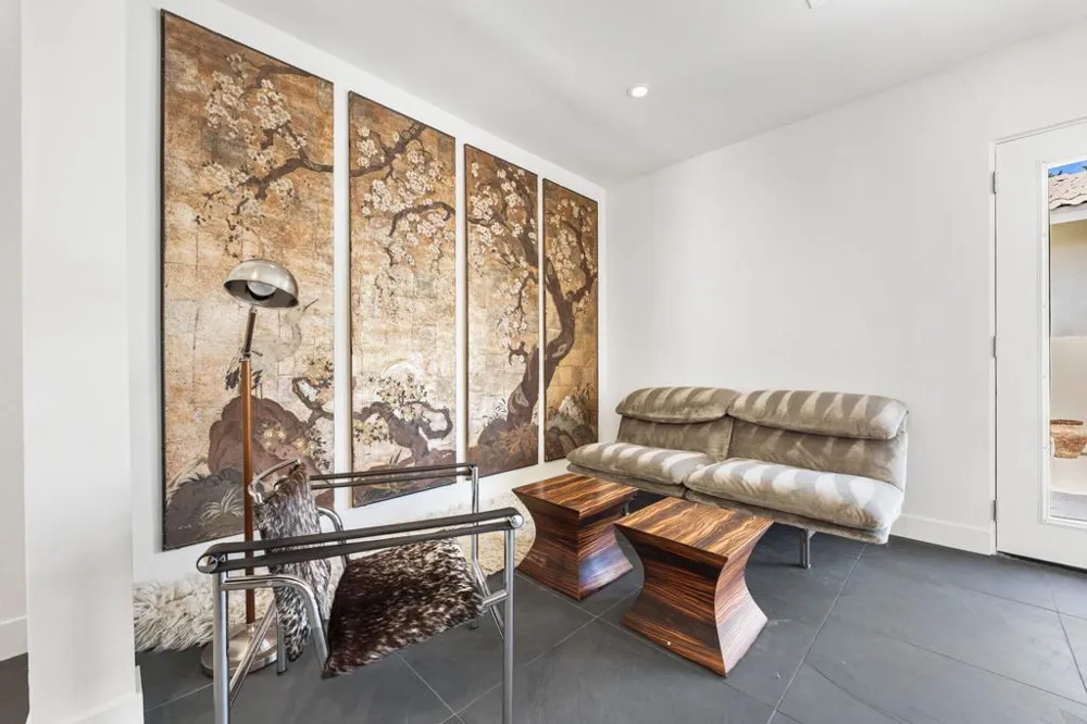 2063 S Broadmoor Drive Palm Springs, CA 92264