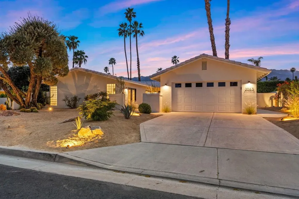 2063 S Broadmoor Drive Palm Springs, CA 92264