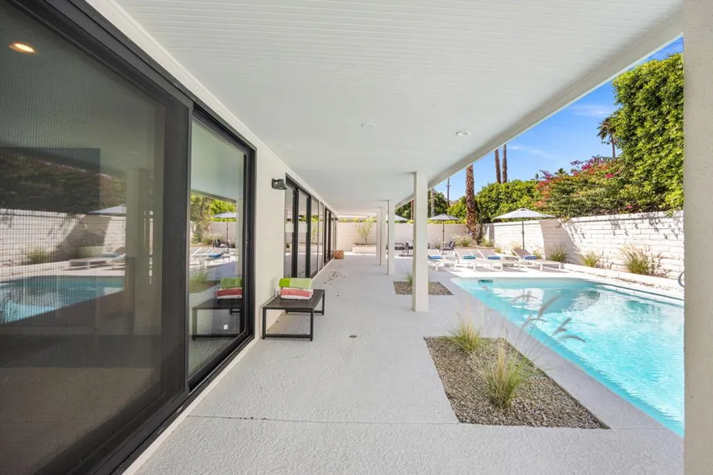 2063 S Broadmoor Drive Palm Springs, CA 92264