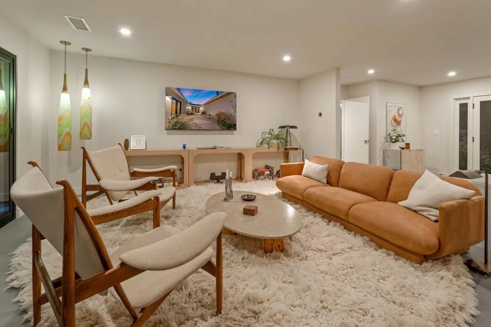 2063 S Broadmoor Drive Palm Springs, CA 92264