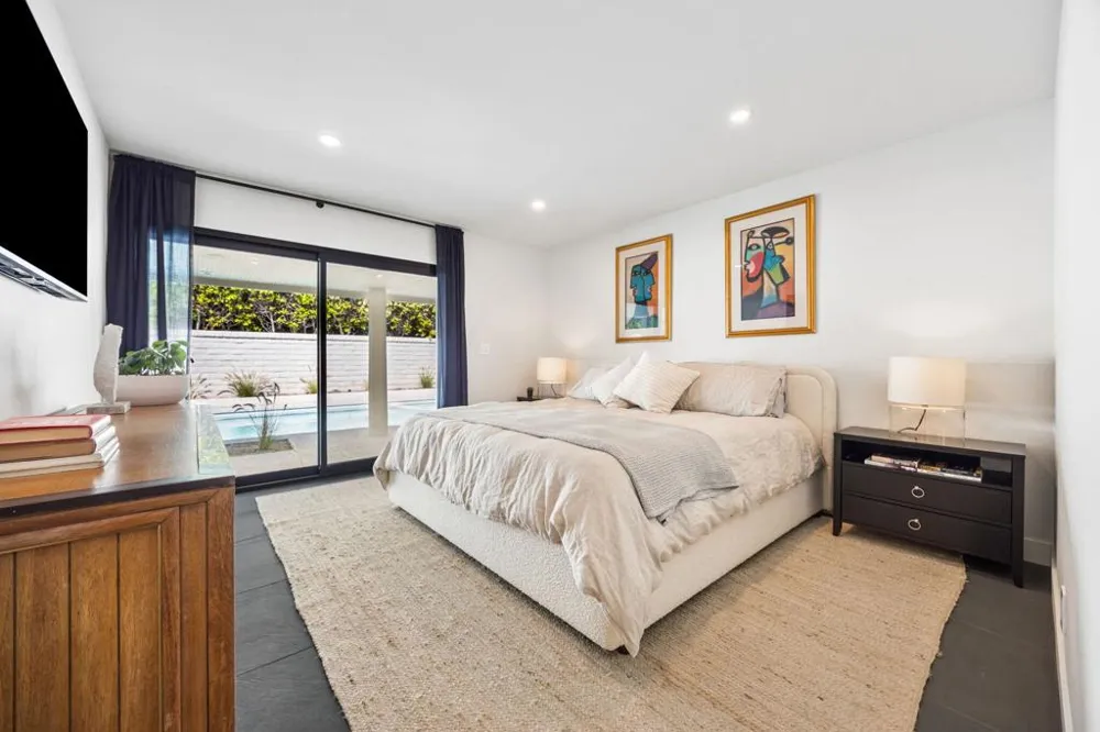 2063 S Broadmoor Drive Palm Springs, CA 92264