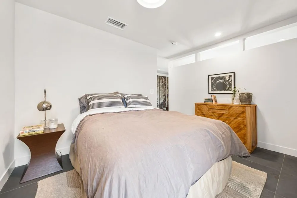 2063 S Broadmoor Drive Palm Springs, CA 92264