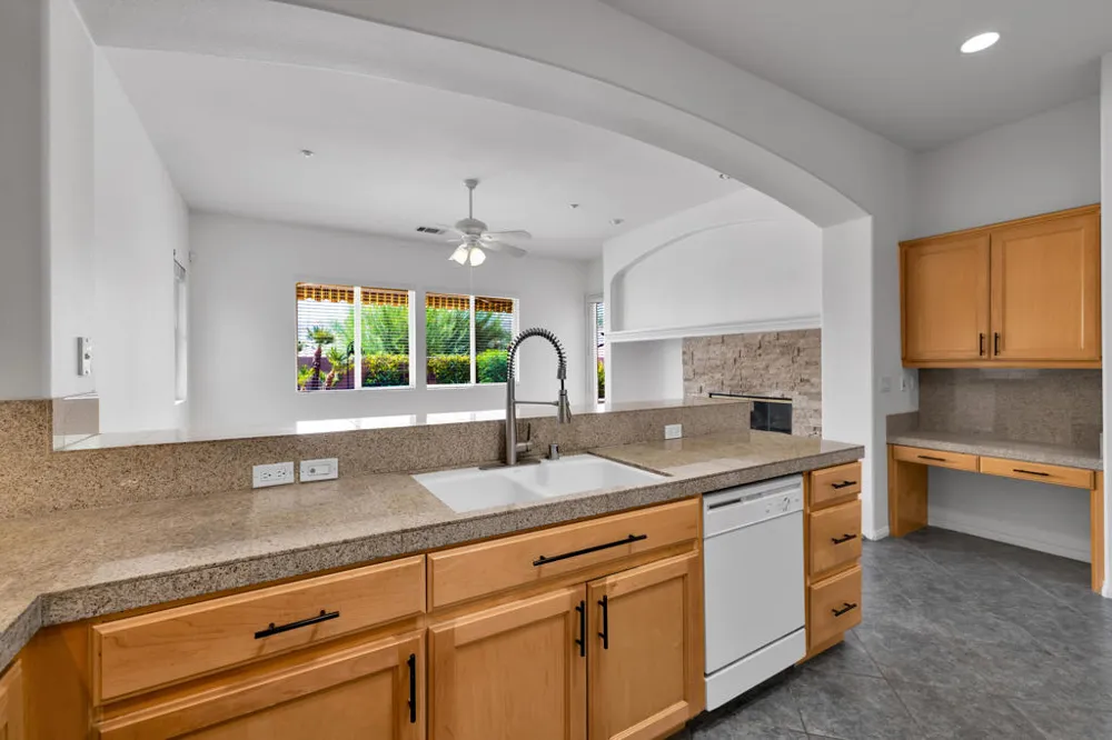 41 Vista Mirage Way Rancho Mirage, CA 92270