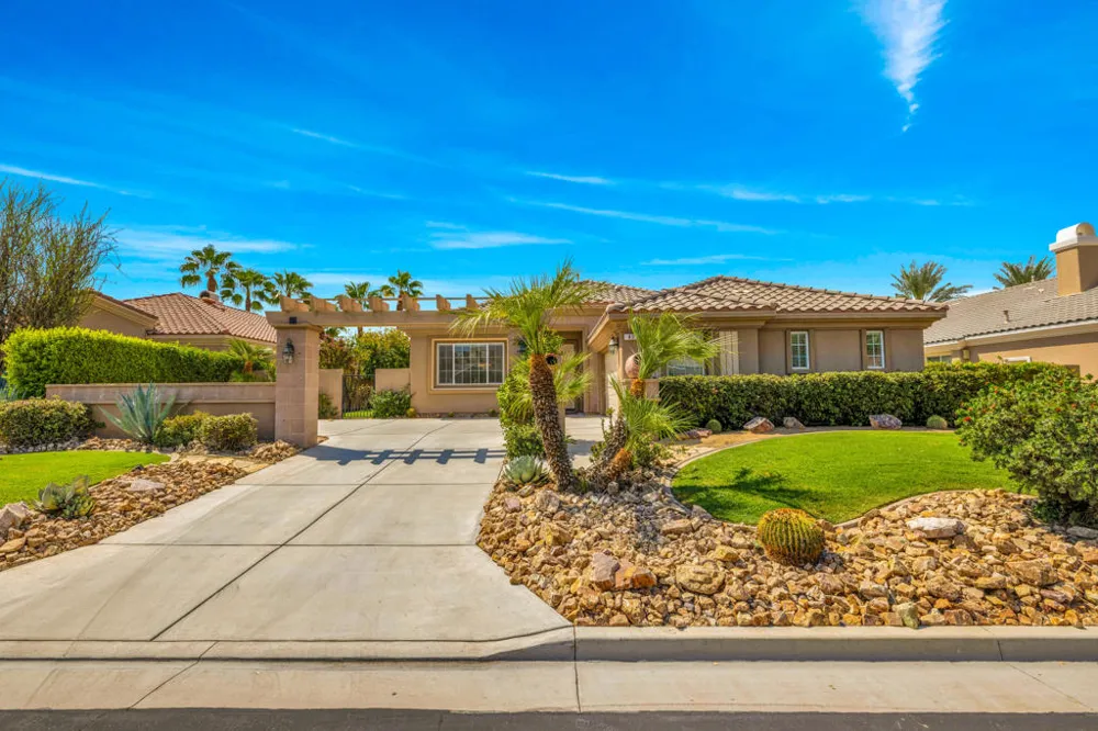 41 Vista Mirage Way Rancho Mirage, CA 92270
