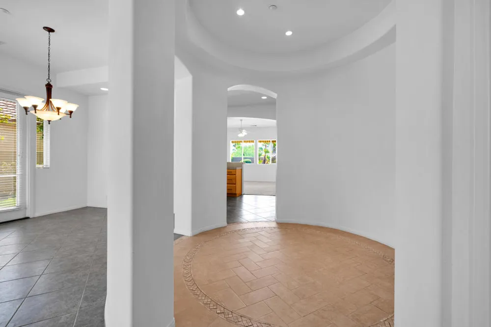 41 Vista Mirage Way Rancho Mirage, CA 92270