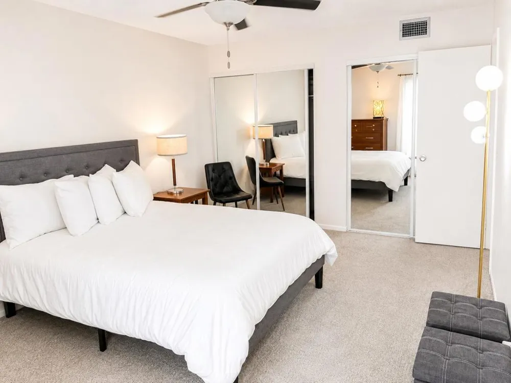 1500 S Camino Real #304a Palm Springs, CA 92264