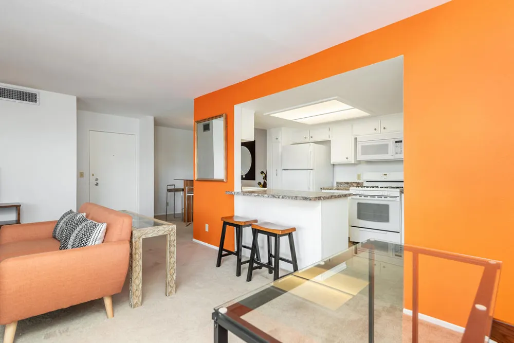 1500 S Camino Real #304a Palm Springs, CA 92264