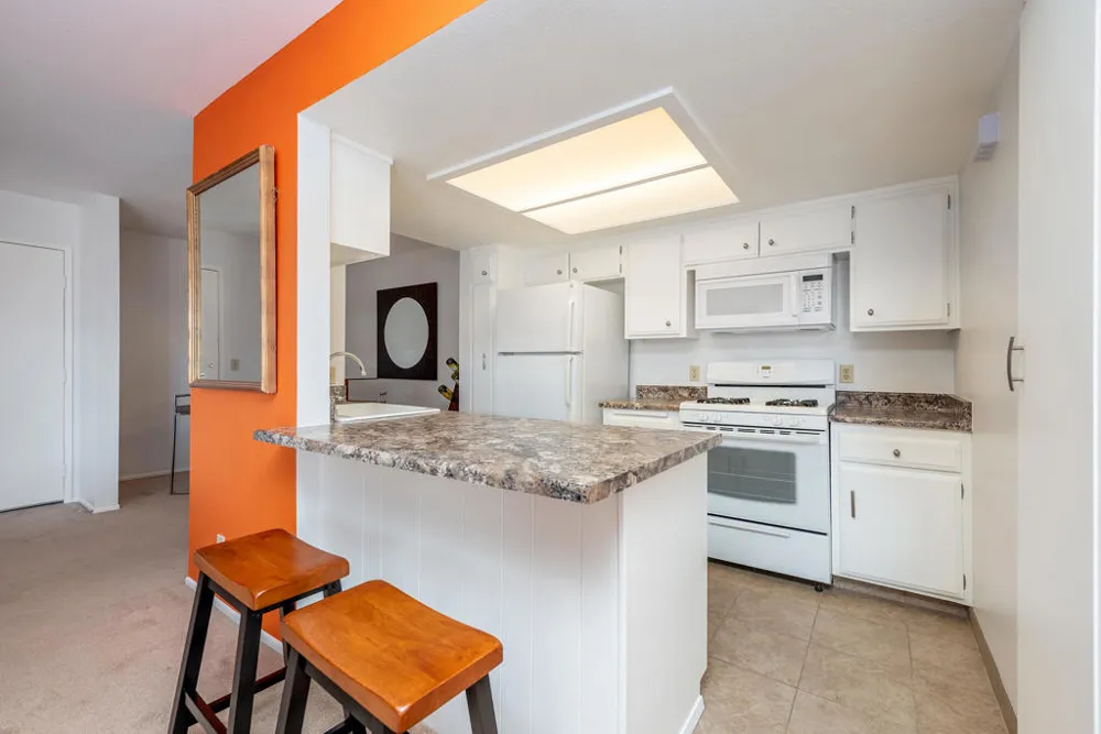 1500 S Camino Real #304a Palm Springs, CA 92264