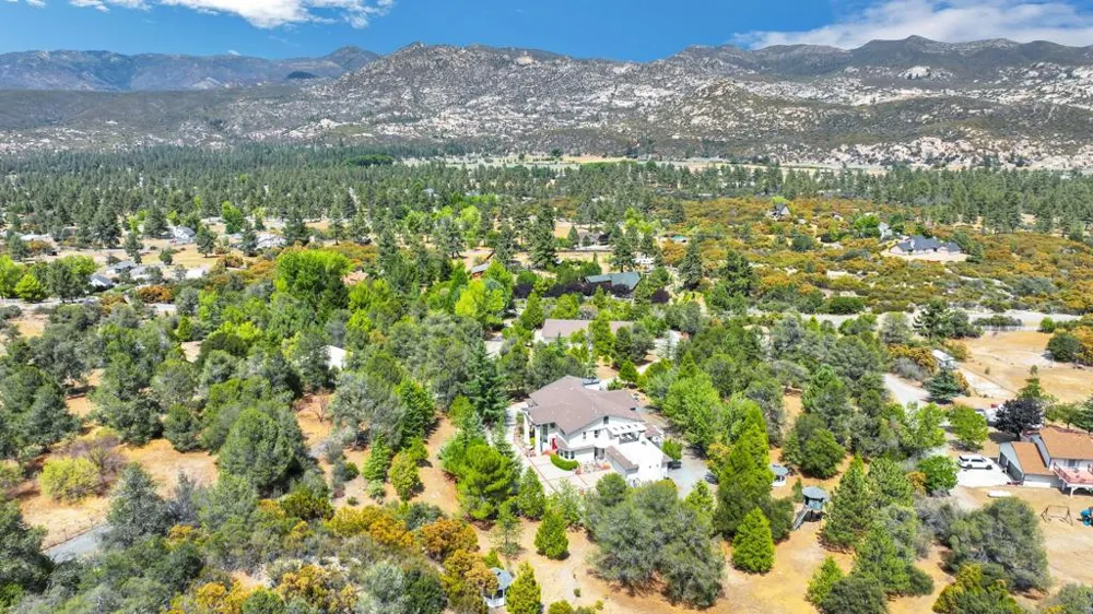 37043 Goldshot Creek Road Mountain Center, CA 92561