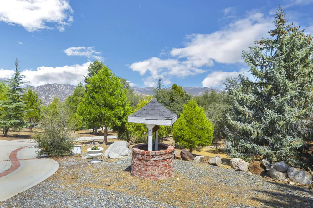 37043 Goldshot Creek Road Mountain Center, CA 92561