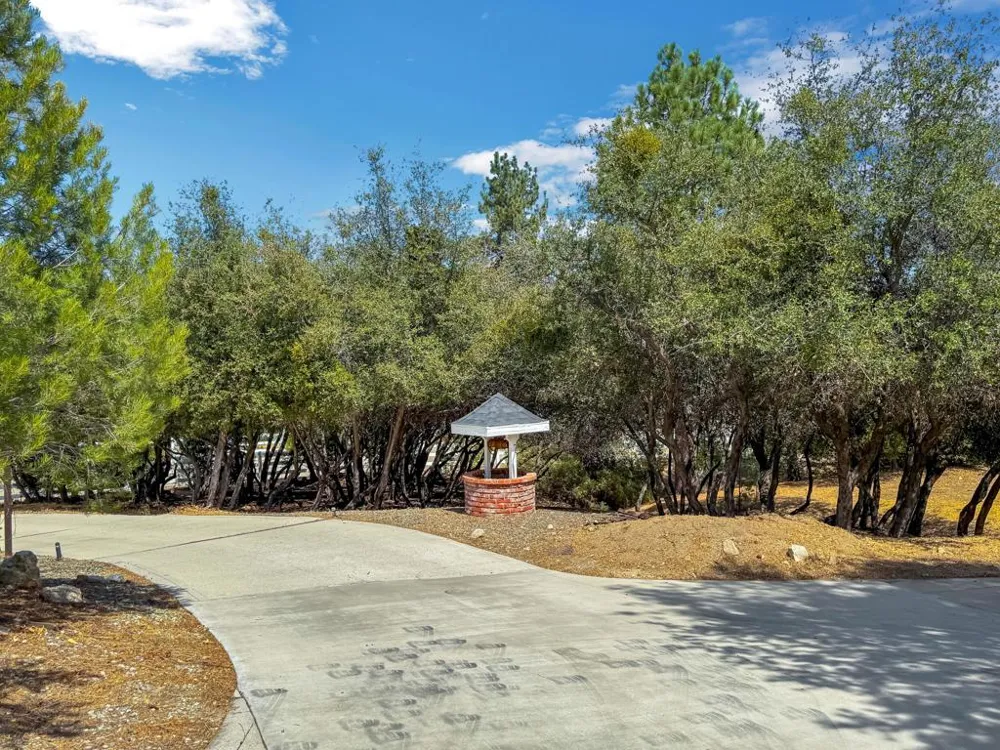 37043 Goldshot Creek Road Mountain Center, CA 92561