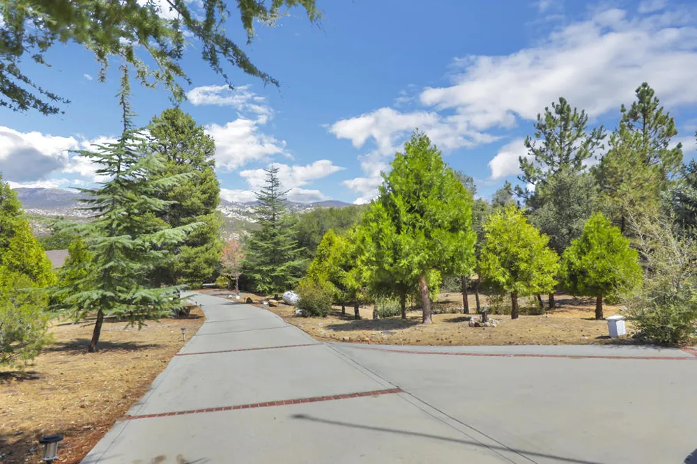 37043 Goldshot Creek Road Mountain Center, CA 92561