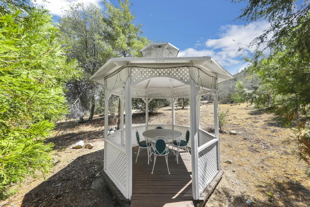 37043 Goldshot Creek Road Mountain Center, CA 92561