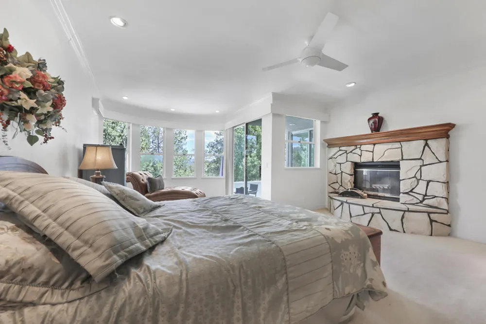 37043 Goldshot Creek Road Mountain Center, CA 92561