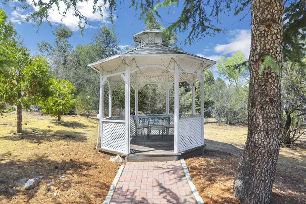 37043 Goldshot Creek Road Mountain Center, CA 92561