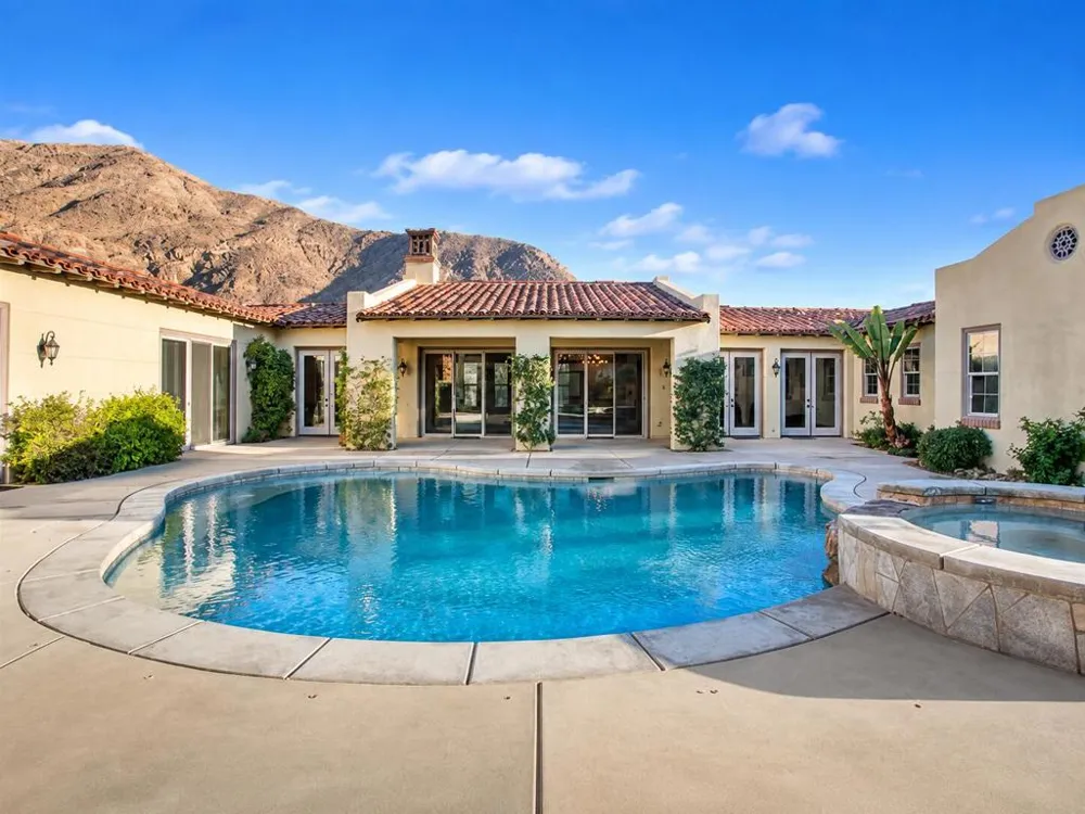 3035 Arroyo Seco Palm Springs, CA 92264