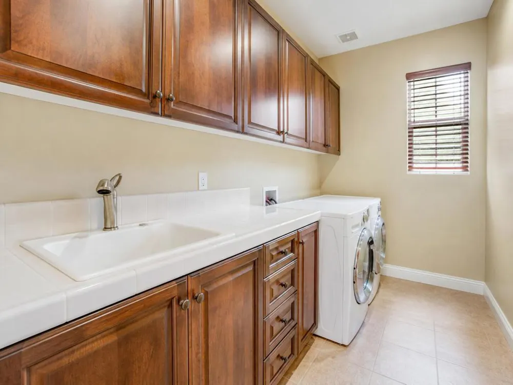 3035 Arroyo Seco Palm Springs, CA 92264