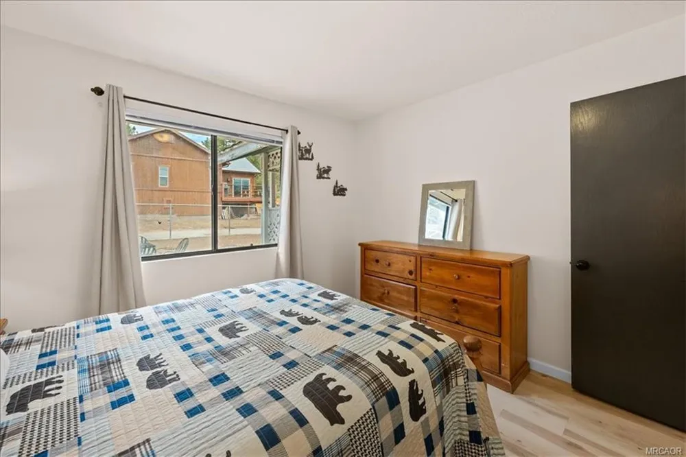 1113 W North Shore Drive Big Bear, CA 92314