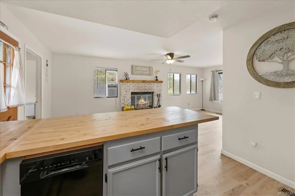 1113 W North Shore Drive Big Bear, CA 92314