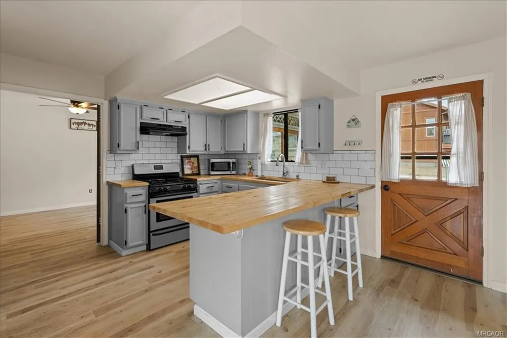 1113 W North Shore Drive Big Bear, CA 92314