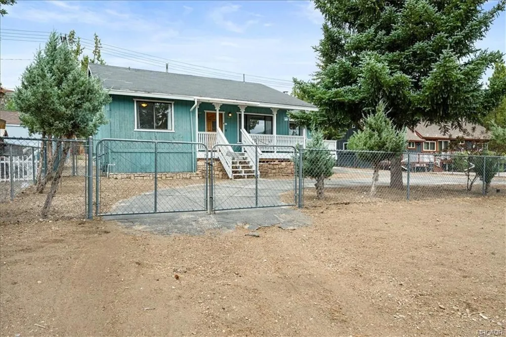 1113 W North Shore Drive Big Bear, CA 92314
